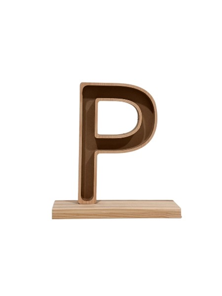 Letra P Premium con Peana 23x24.5Hcm