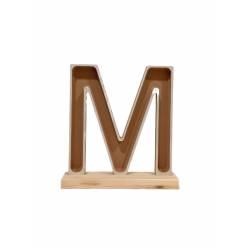 Letra M Premium con Peana 23x24.5Hcm